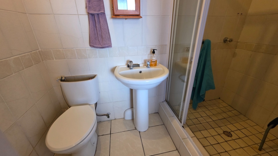 2 Bedroom Property for Sale in Heiderand Western Cape